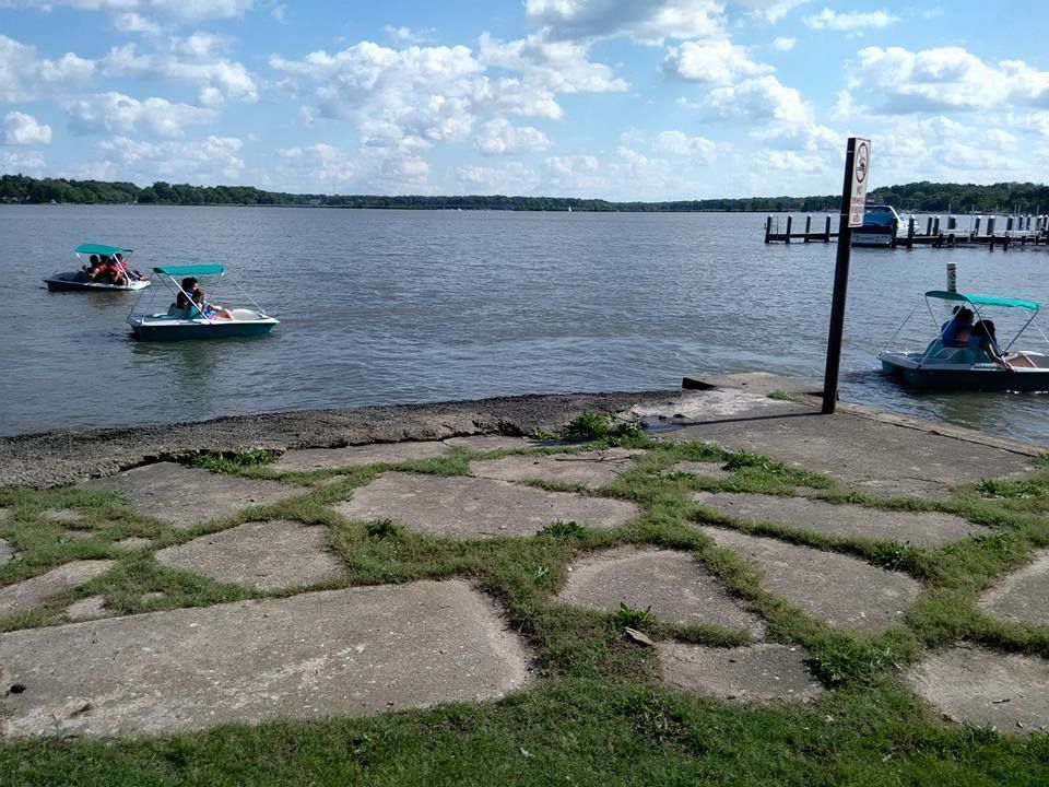 IDNR Conservation Police and Safety Education offer tips and advice on summer waterway safety